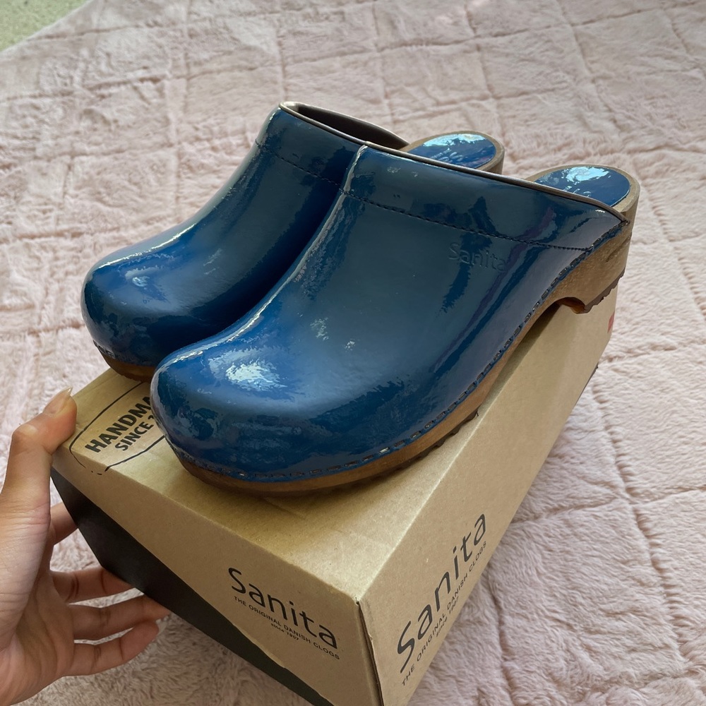 Sanita Wood Classic Patent Open Clog